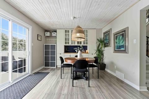 Photo 11 at 1091 Burgundy Lane, Convent Glen, Orleans