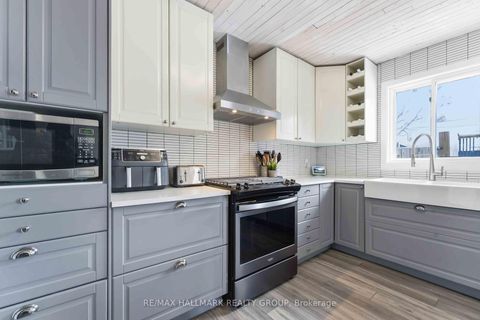 Photo 13 at 1091 Burgundy Lane, Convent Glen, Orleans