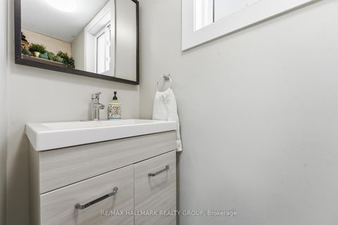 Photo 15 at 1091 Burgundy Lane, Convent Glen, Orleans