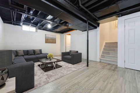 Photo 27 at 1091 Burgundy Lane, Convent Glen, Orleans