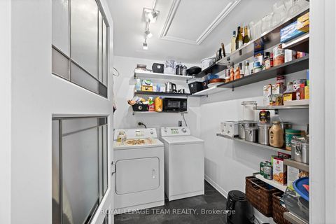 Photo 11 at 6 Kittansett Court, Stittsville (Central), Stittsville