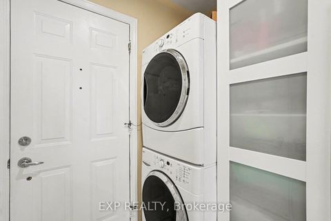 Photo 16 at 41 Bunting Lane, Bridlewood, Kanata