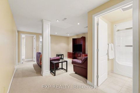 Photo 18 at 41 Bunting Lane, Bridlewood, Kanata