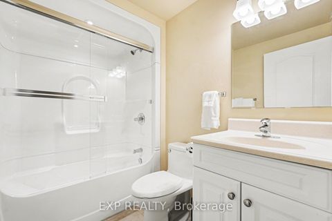 Photo 23 at 41 Bunting Lane, Bridlewood, Kanata