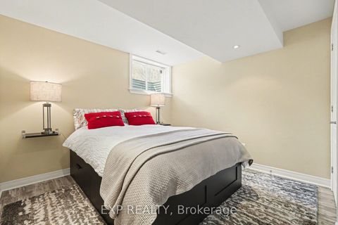 Photo 25 at 41 Bunting Lane, Bridlewood, Kanata