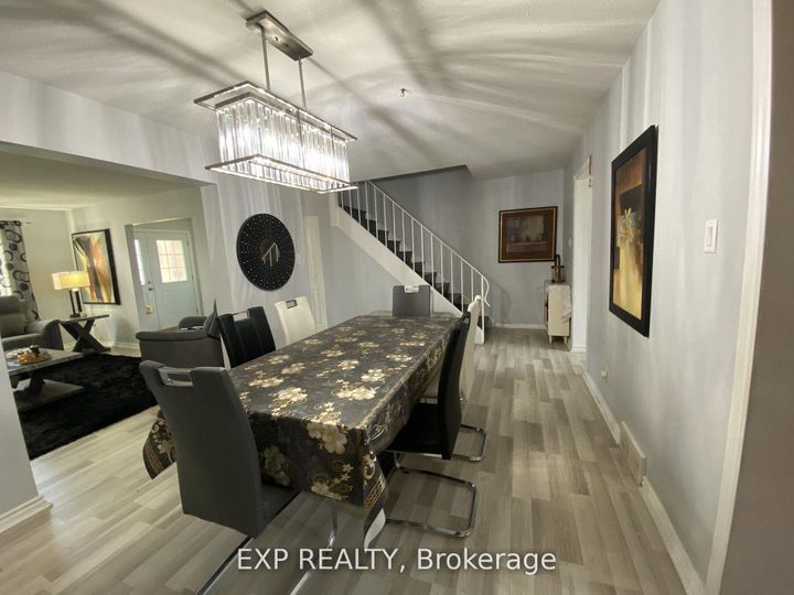 Photo 6 at 415 Kintyre Private, Nepean (Carleton Square), Ottawa