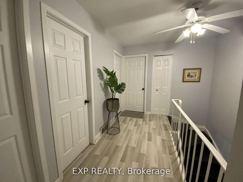 Photo 11 at 415 Kintyre Private, Nepean (Carleton Square), Ottawa