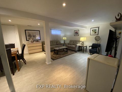 Photo 25 at 415 Kintyre Private, Nepean (Carleton Square), Ottawa