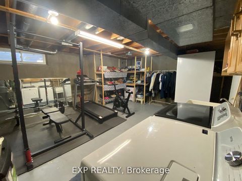 Photo 30 at 415 Kintyre Private, Nepean (Carleton Square), Ottawa