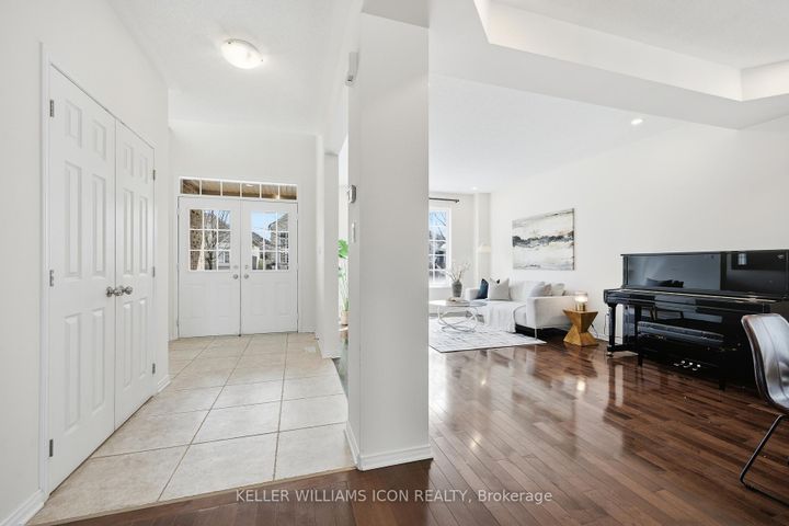 Photo 3 at 796 Kilbirnie Drive, Nepean (Stonebridge), Ottawa