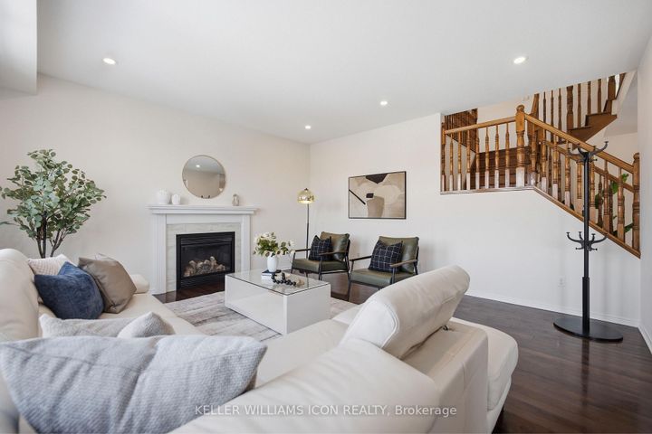 Photo 19 at 796 Kilbirnie Drive, Nepean (Stonebridge), Ottawa