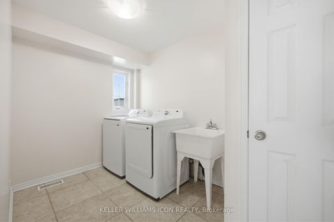 Photo 9 at 796 Kilbirnie Drive, Nepean (Stonebridge), Ottawa