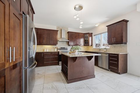 Photo 13 at 796 Kilbirnie Drive, Nepean (Stonebridge), Ottawa