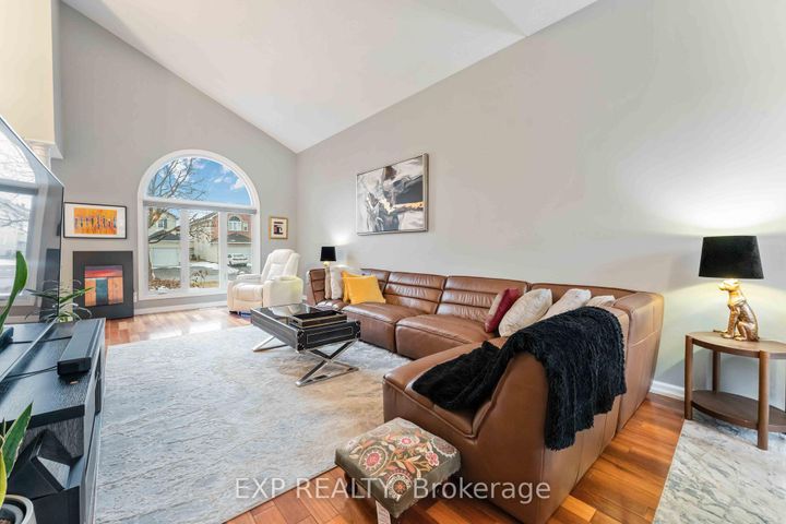 Photo 13 at 3 Nakota Way, Nepean (Longfields), Ottawa