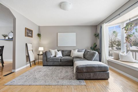 Photo 2 at 32 Provost Street, Perth