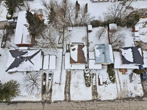 Photo 16 at 32 Provost Street, Perth