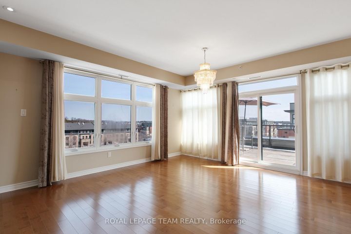 Photo 17 at 401 - 659 Sue Holloway Drive, Nepean (Strandherd), Ottawa