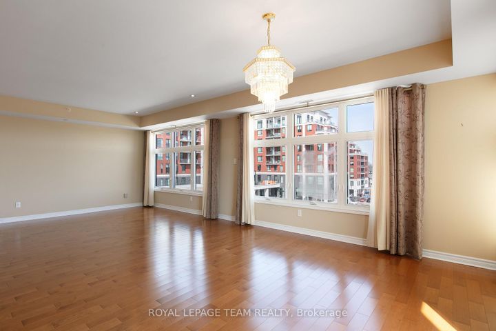 Photo 18 at 401 - 659 Sue Holloway Drive, Nepean (Strandherd), Ottawa