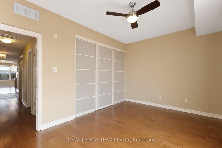 Photo 32 at 401 - 659 Sue Holloway Drive, Nepean (Strandherd), Ottawa