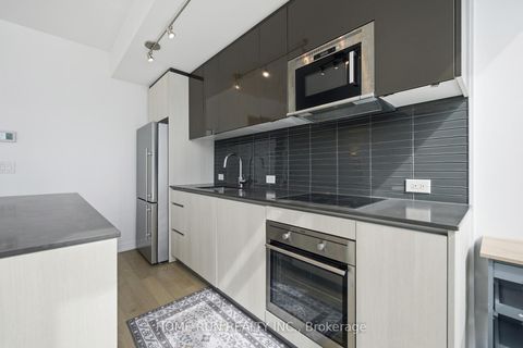 Photo 11 at 1007 - 199 Slater Street, Ottawa Centre