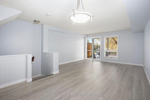 Photo 4 at 281 Aquaview Drive, Avalon East, Orleans