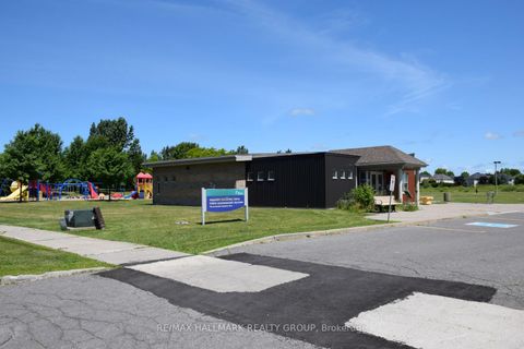 Photo 15 at 281 Aquaview Drive, Avalon East, Orleans