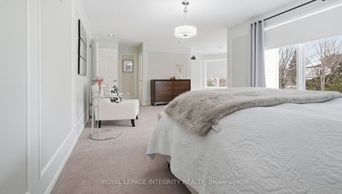 Photo 22 at 20 FARMFIELD Crescent, Emerald Meadows/Trailwest, Kanata