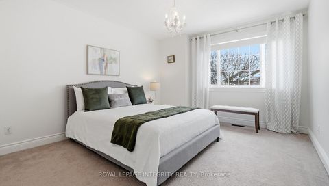 Photo 32 at 20 FARMFIELD Crescent, Emerald Meadows/Trailwest, Kanata