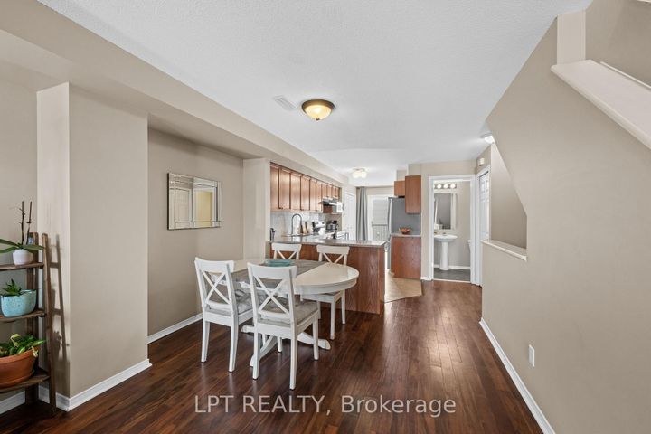 Photo 19 at 902 Longfields Drive, Nepean (Longfields), Ottawa