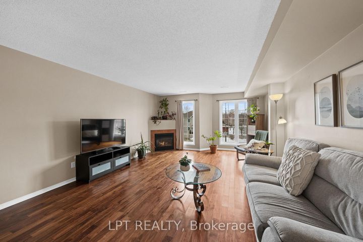 Photo 21 at 902 Longfields Drive, Nepean (Longfields), Ottawa