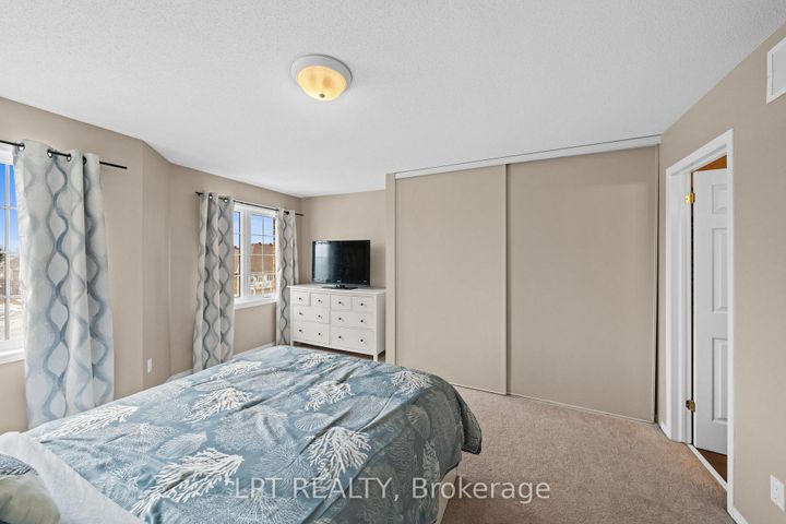 Photo 31 at 902 Longfields Drive, Nepean (Longfields), Ottawa