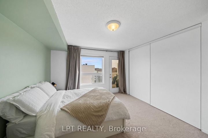 Photo 35 at 902 Longfields Drive, Nepean (Longfields), Ottawa