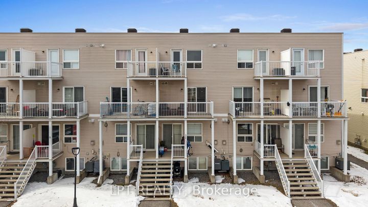 Photo 39 at 902 Longfields Drive, Nepean (Longfields), Ottawa