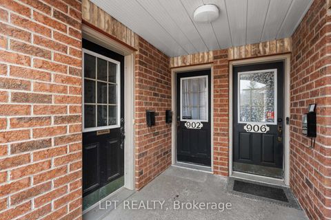 Photo 3 at 902 Longfields Drive, Nepean (Longfields), Ottawa