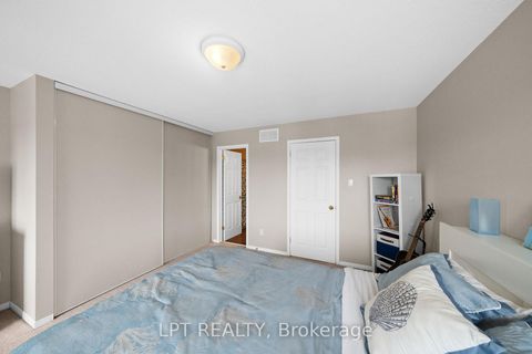Photo 29 at 902 Longfields Drive, Nepean (Longfields), Ottawa