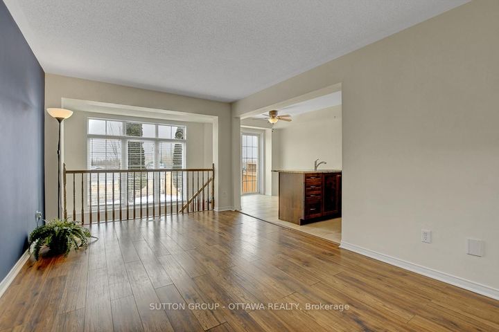 Photo 9 at 124 Cedardown Private, Nepean (Stonebridge), Ottawa