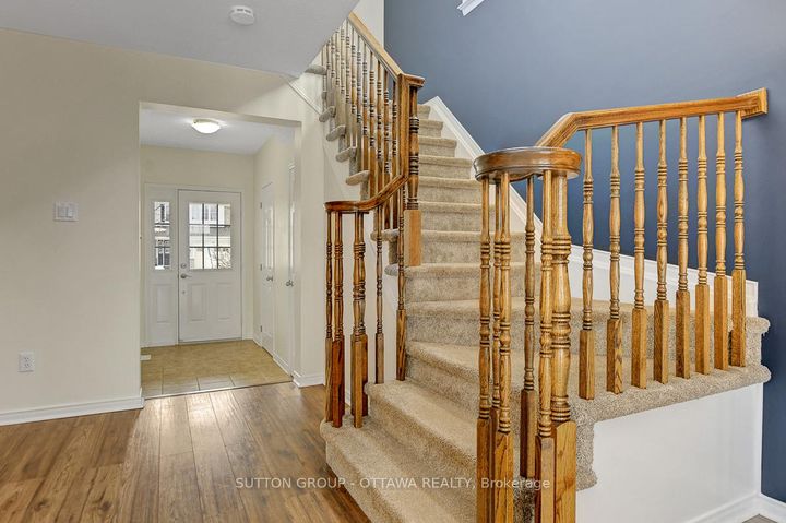 Photo 21 at 124 Cedardown Private, Nepean (Stonebridge), Ottawa