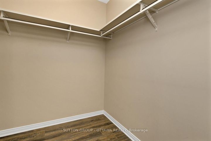 Photo 26 at 124 Cedardown Private, Nepean (Stonebridge), Ottawa