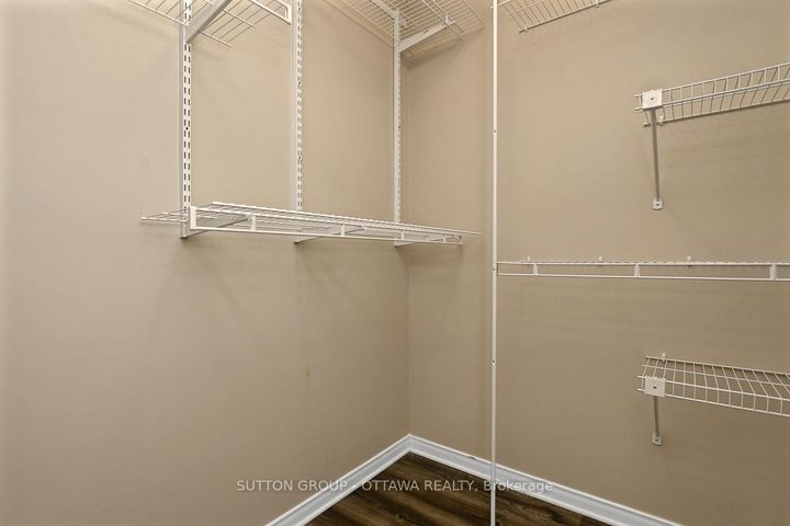 Photo 27 at 124 Cedardown Private, Nepean (Stonebridge), Ottawa