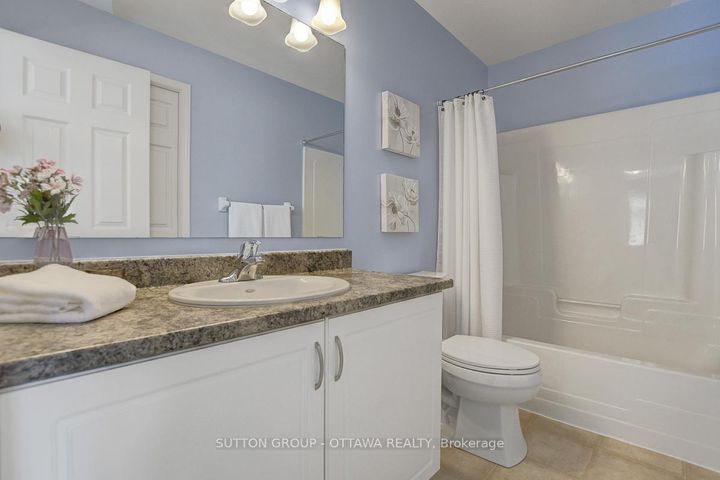 Photo 37 at 124 Cedardown Private, Nepean (Stonebridge), Ottawa