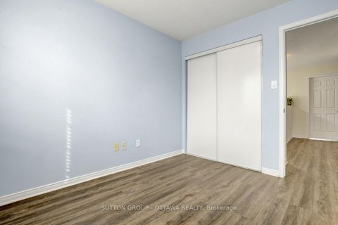 Photo 36 at 124 Cedardown Private, Nepean (Stonebridge), Ottawa