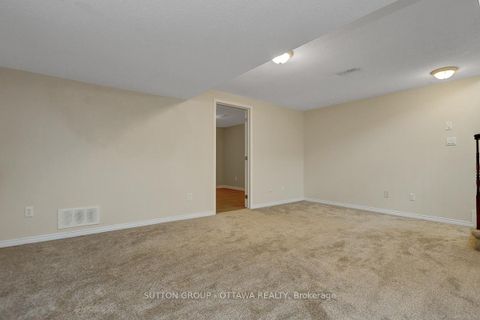 Photo 40 at 124 Cedardown Private, Nepean (Stonebridge), Ottawa