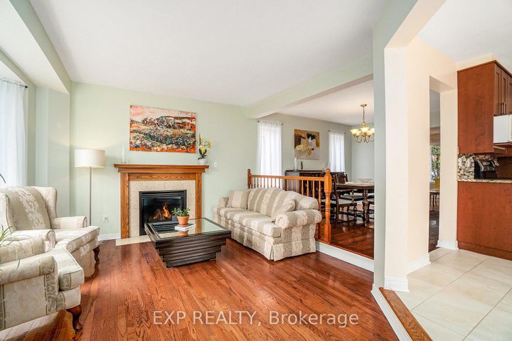 Photo 10 at 29 Woodford Way, Nepean (Longfields), Ottawa