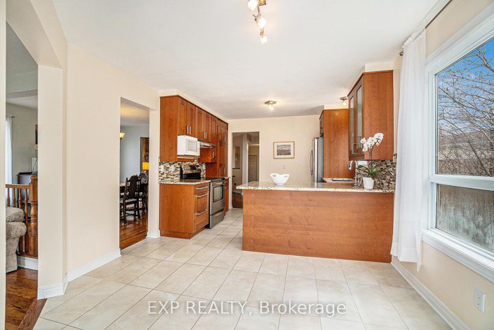 Photo 14 at 29 Woodford Way, Nepean (Longfields), Ottawa