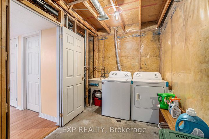 Photo 35 at 29 Woodford Way, Nepean (Longfields), Ottawa