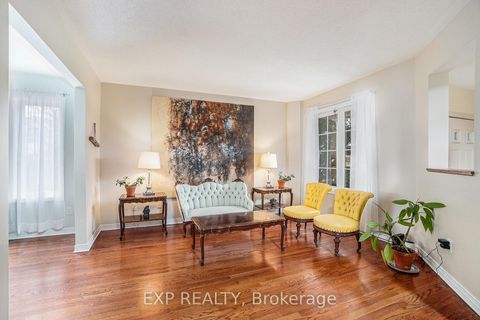 Photo 4 at 29 Woodford Way, Nepean (Longfields), Ottawa