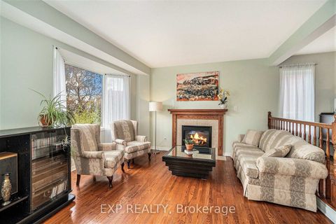 Photo 9 at 29 Woodford Way, Nepean (Longfields), Ottawa