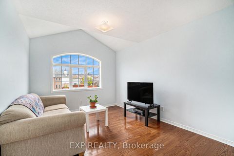 Photo 19 at 29 Woodford Way, Nepean (Longfields), Ottawa