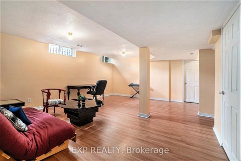 Photo 31 at 29 Woodford Way, Nepean (Longfields), Ottawa