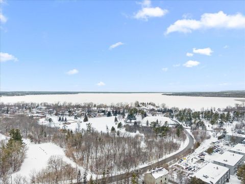 Photo 6 at 249 Cabrelle Place, Manotick Village & Manotick Estates, Manotick